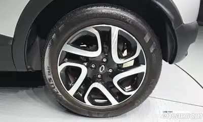 Renault QM3 2015 1.5 Автомат в Москве № 535701, миниатюра 5