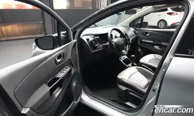 Renault QM3 2015 1.5 Автомат в Москве № 535701, миниатюра 10