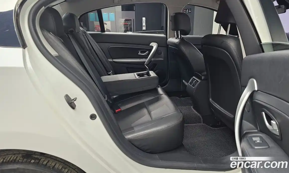 Renault SM5 2013 2.0 Автомат в Москве № 535835, фото 12