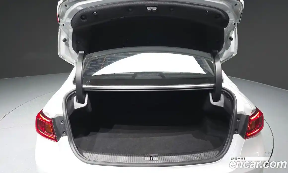 Renault SM6 2017 2.0 Автомат в Москве № 535892, фото 20