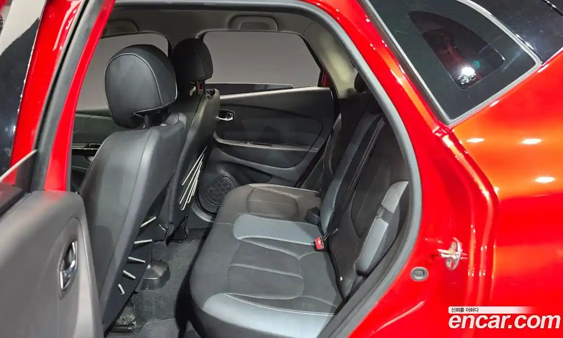 Renault QM3 2017 1.5 Автомат в Москве № 535901, фото 12