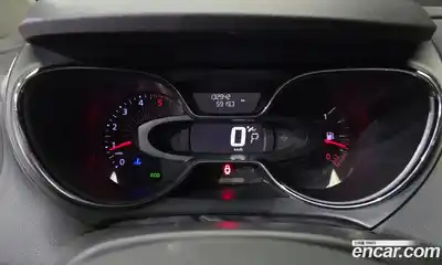 Renault QM3 2017 1.5 Автомат в Москве № 535901, миниатюра 8