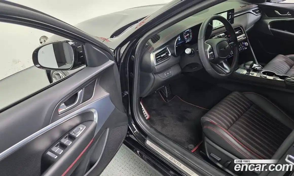 Genesis G70 2024 2.5 Автомат в Москве № 536200, фото 12