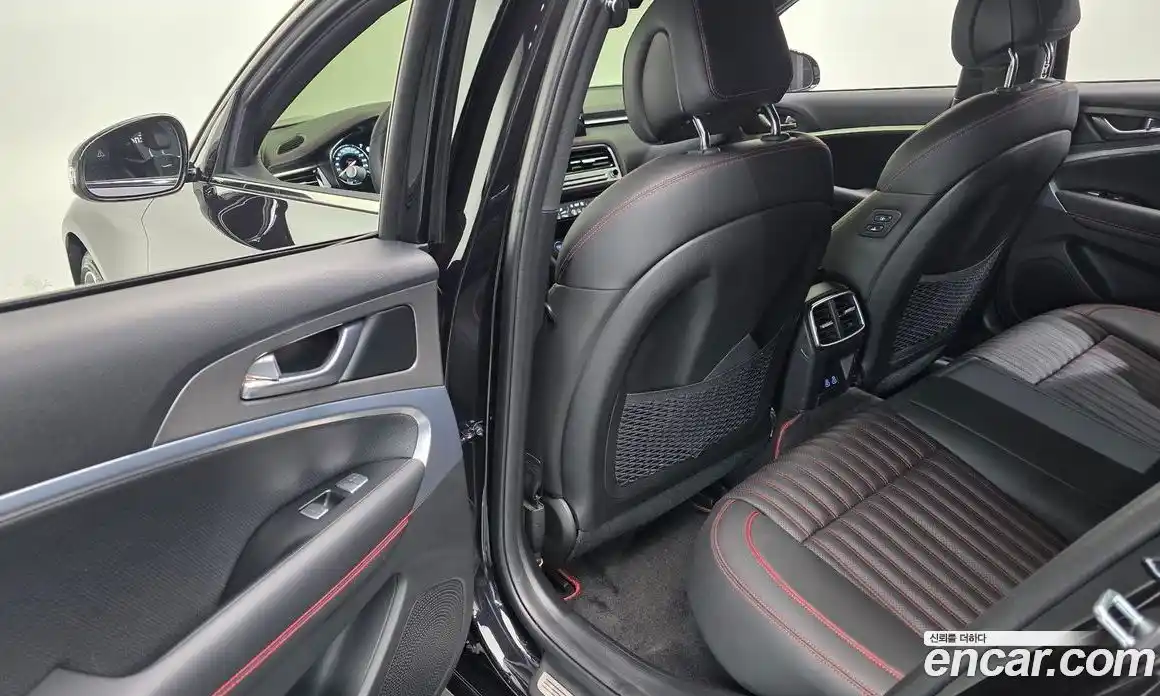 Genesis G70 2024 2.5 Автомат в Москве № 536200, фото 18