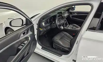 Genesis G70 2019 2.0 Автомат в Москве № 536975, миниатюра 11