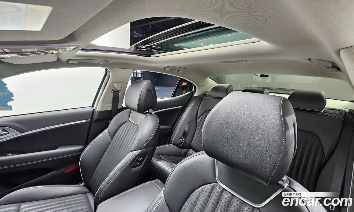 Genesis G70 2019 2.0 Автомат в Москве № 536975, фото 18