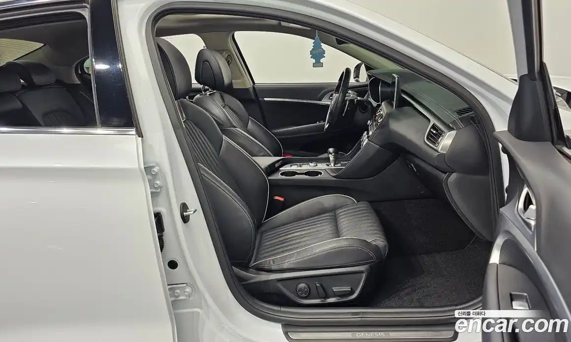 Genesis G70 2019 2.0 Автомат в Москве № 536975, фото 10