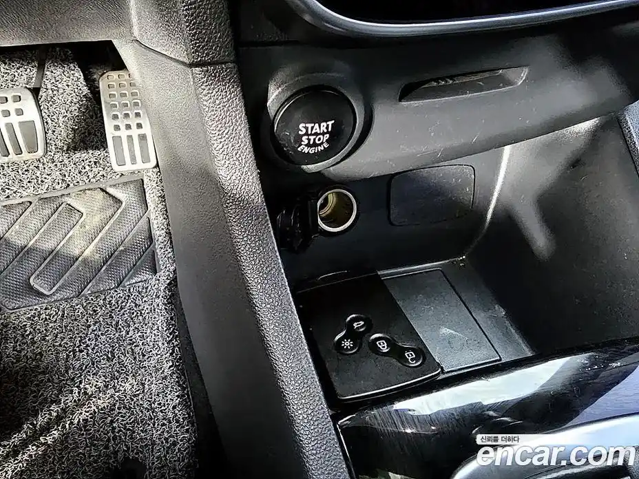 Renault Cilo 2018 1.5 Автомат в Москве № 537144, фото 16