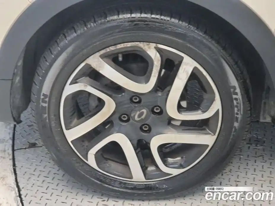 Renault QM3 2015 1.5 Автомат в Москве № 537524, фото 19