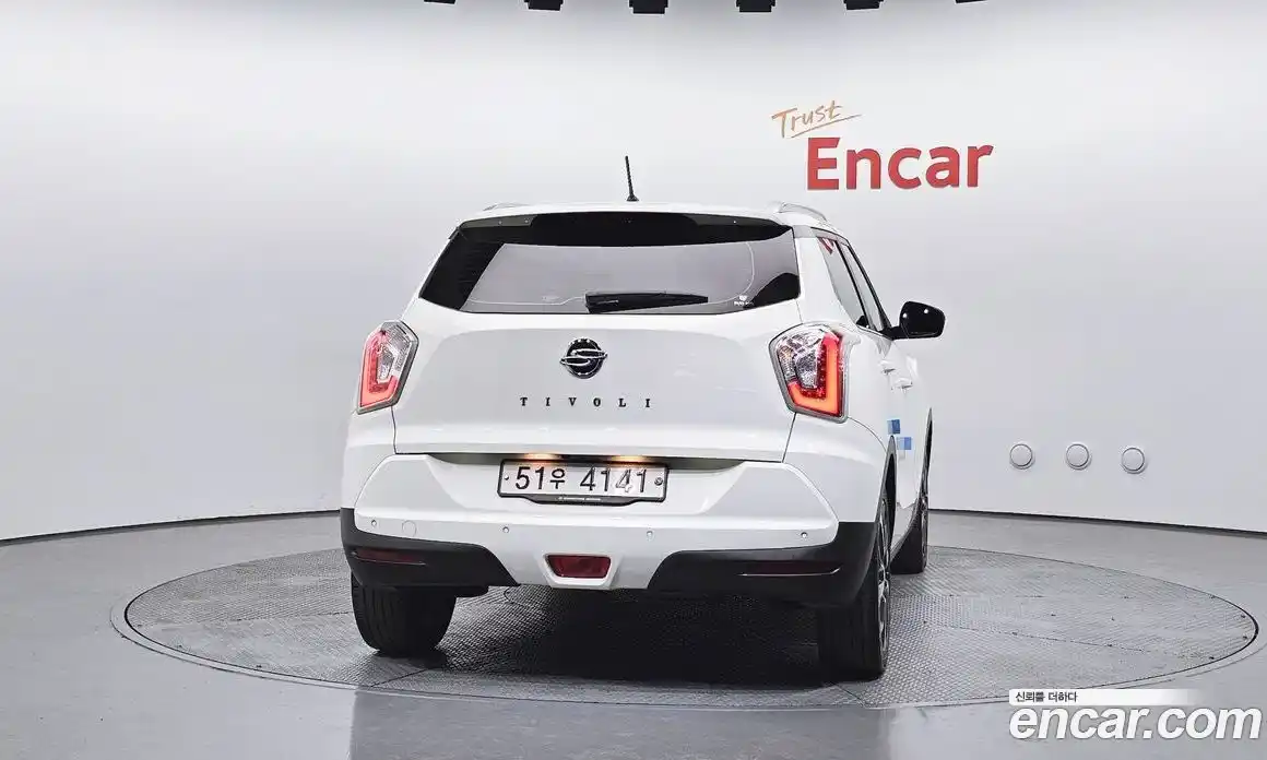 SsangYong TIBOLI 2016 1.6 Автомат в Москве № 539089, фото 4