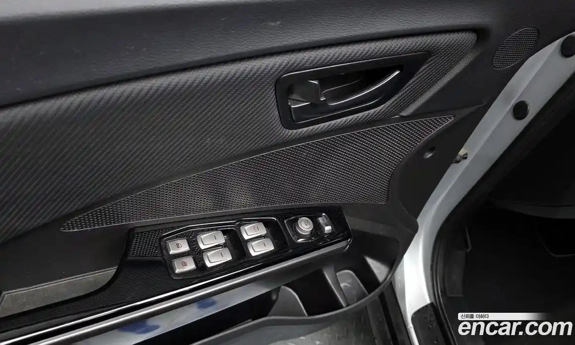 SsangYong TIBOLI 2017 1.6 Автомат в Москве № 539414, фото 18