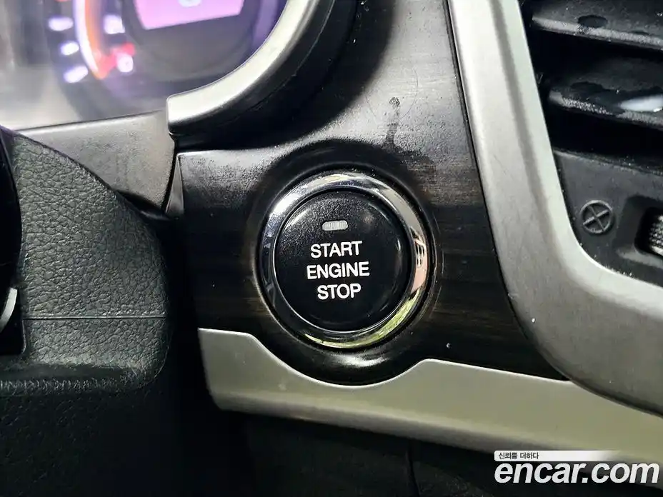 SsangYong Korando 2015 2.0 Автомат в Москве № 539609, фото 14