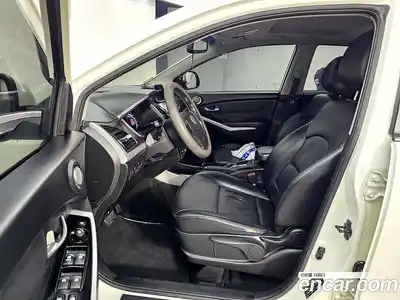 SsangYong Korando 2015 2.0 Автомат в Москве № 539609, миниатюра 8