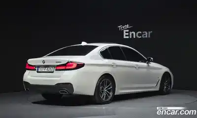 BMW 5-Series 2022 2.0 Автомат в Москве № 540621, миниатюра 2