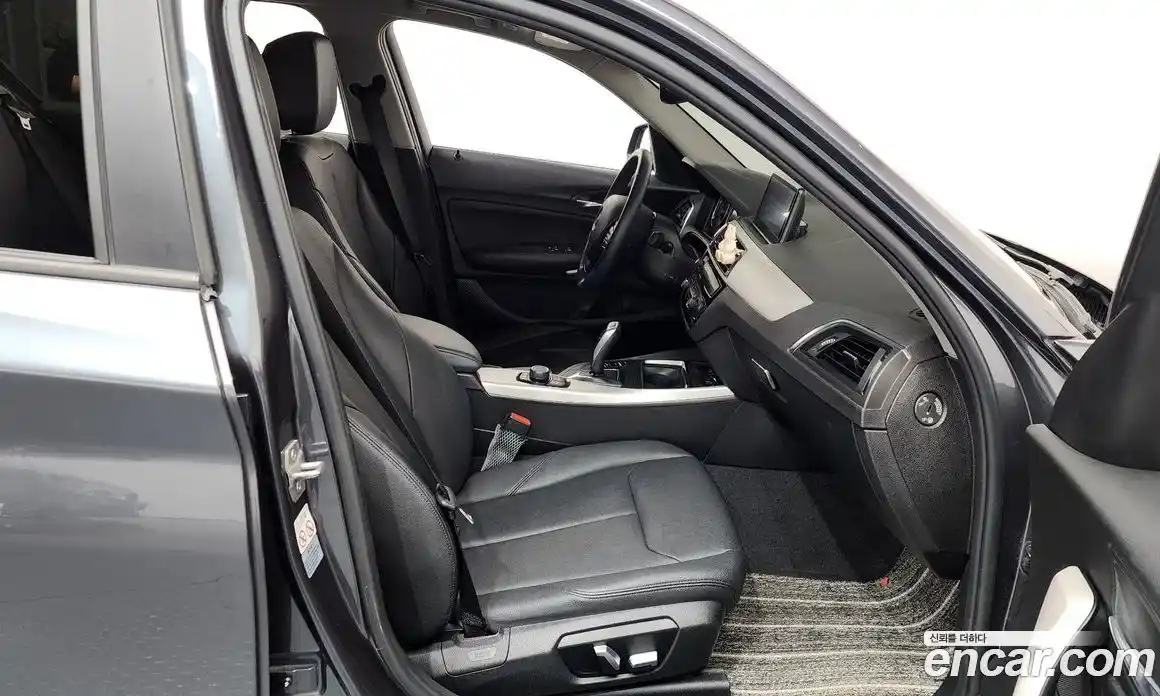 BMW 1-Series 2018 2.0 Автомат в Москве № 540691, фото 11