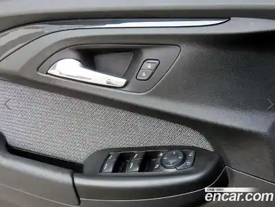 Chevrolet TrailBlazer 2022 1.3 Автомат в Москве № 540778, миниатюра 11