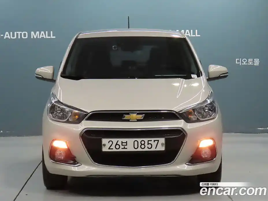 Chevrolet Spark 2016 1.0 Автомат в Москве № 540792, фото 2