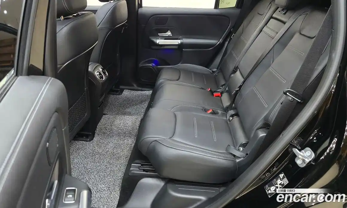 Mercedes-Benz EQB 2023 0.2 Автомат в Москве № 541557, фото 14