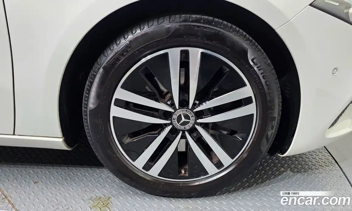 Mercedes-Benz A-Class 2021 2.0 Автомат в Москве № 542244, фото 5