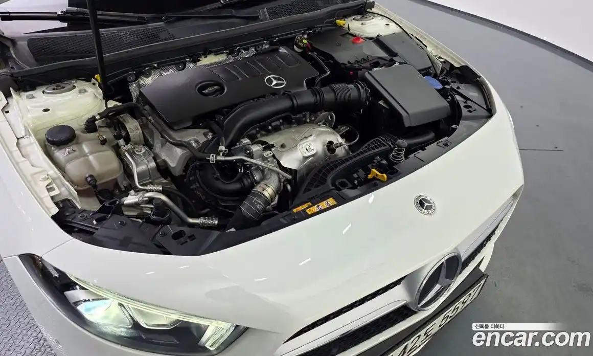 Mercedes-Benz A-Class 2021 2.0 Автомат в Москве № 542244, фото 6