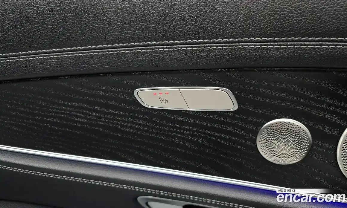 Mercedes-Benz E-Class 2022 1.9 Автомат в Москве № 543294, фото 17