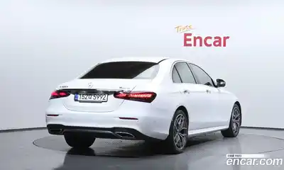 Mercedes-Benz E-Class 2022 1.9 Автомат в Москве № 543294, миниатюра 2