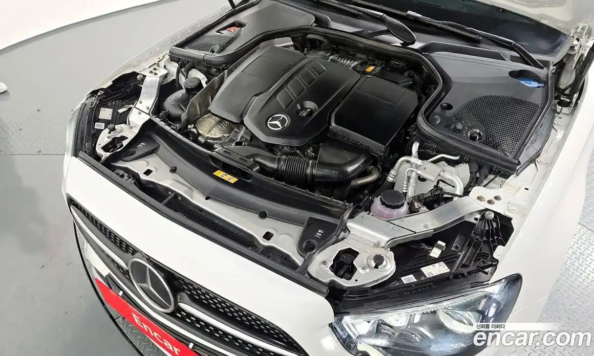 Mercedes-Benz E-Class 2022 1.9 Автомат в Москве № 543294, фото 6