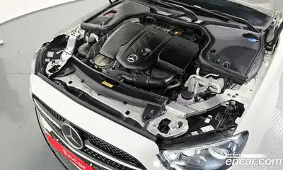 Mercedes-Benz E-Class 2022 1.9 Автомат в Москве № 543294, миниатюра 6