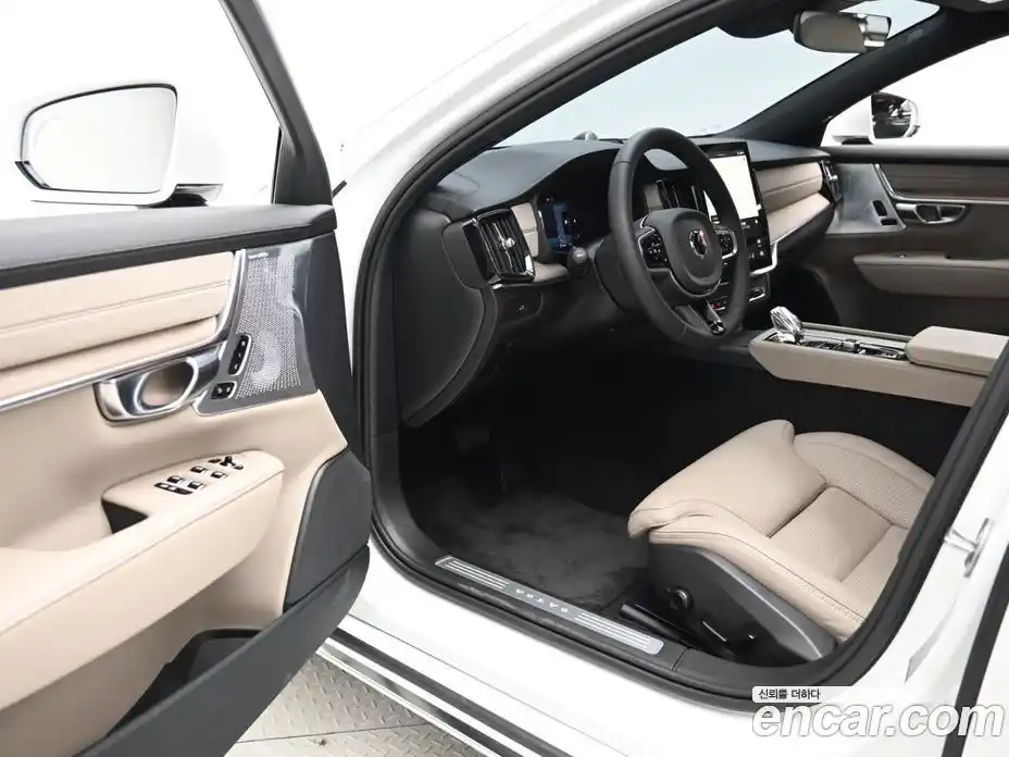 Volvo S90 2026 2.0 Автомат в Москве № 544880, фото 11