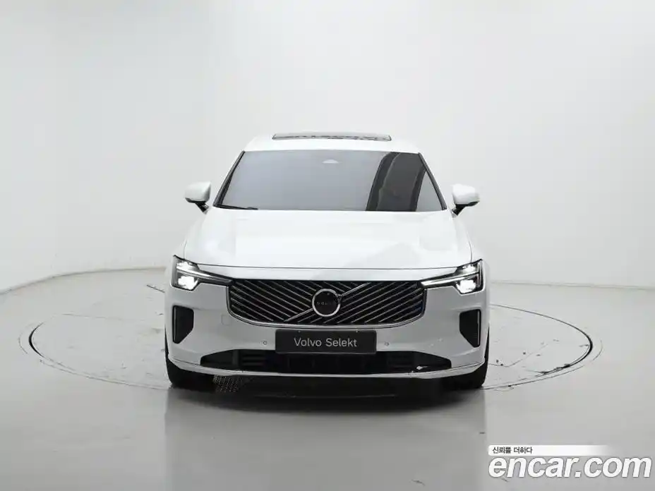 Volvo S90 2026 2.0 Автомат в Москве № 544880, фото 3