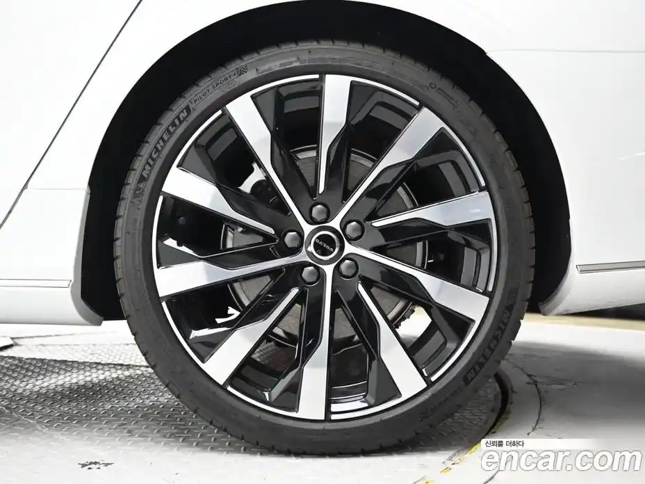 Volvo S90 2026 2.0 Автомат в Москве № 544880, фото 5