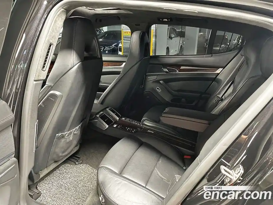 Porsche Panamera 2010 4.8 Автомат в Москве № 546068, фото 9