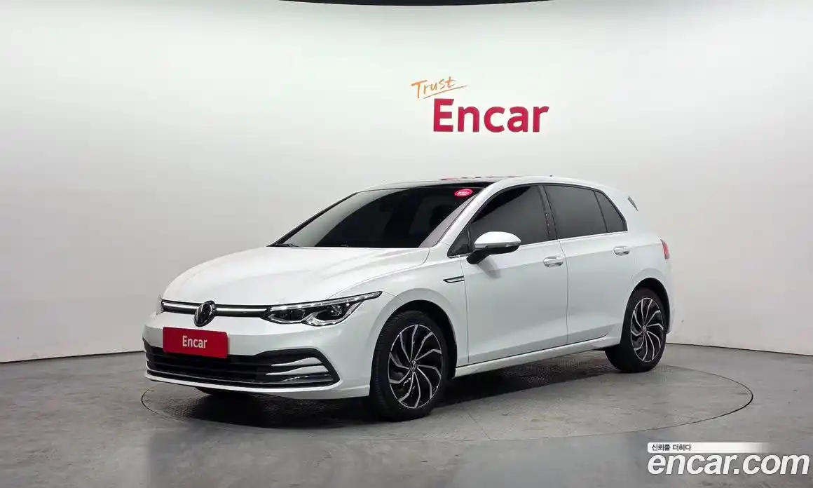 Volkswagen Golf 2022 2.0 Автомат в Москве № 547457, фото 1