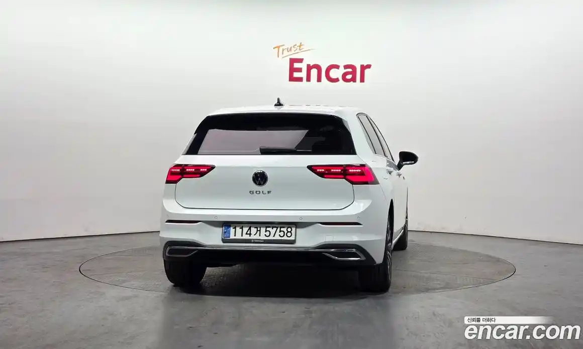 Volkswagen Golf 2022 2.0 Автомат в Москве № 547457, фото 4