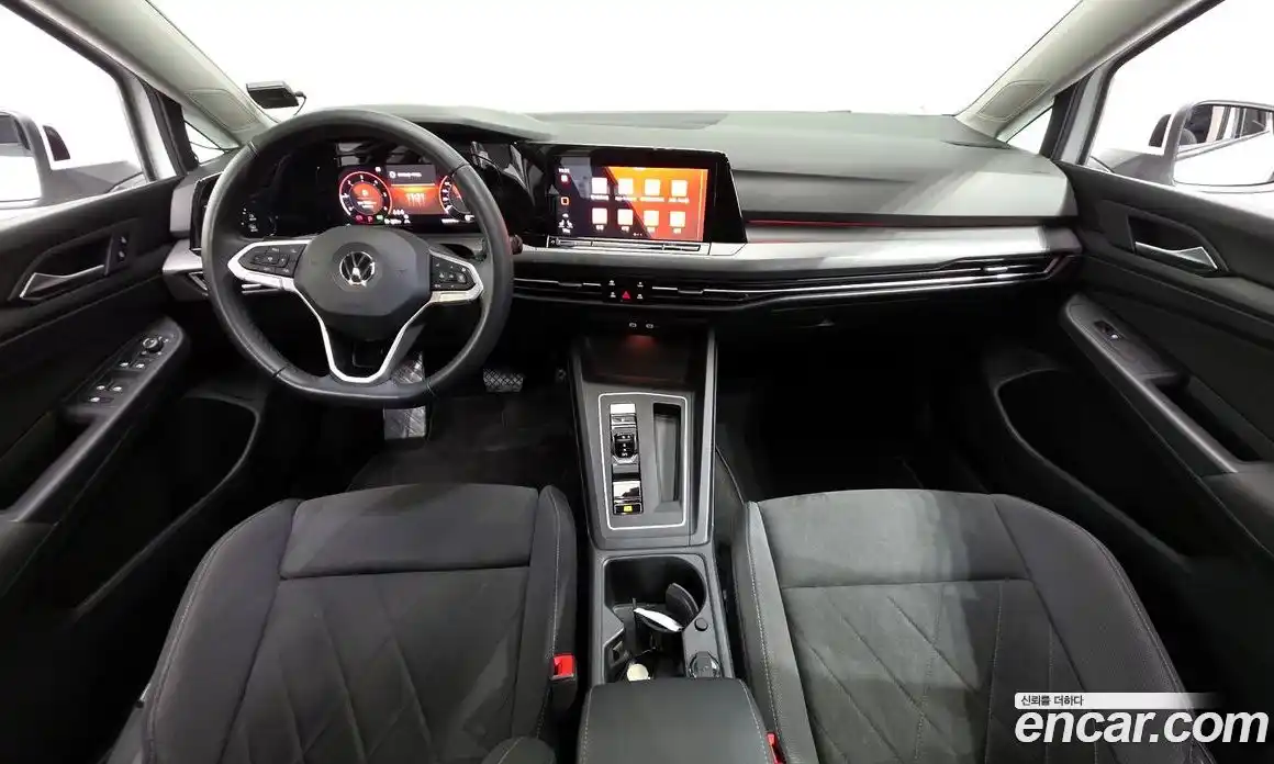 Volkswagen Golf 2022 2.0 Автомат в Москве № 547457, фото 7