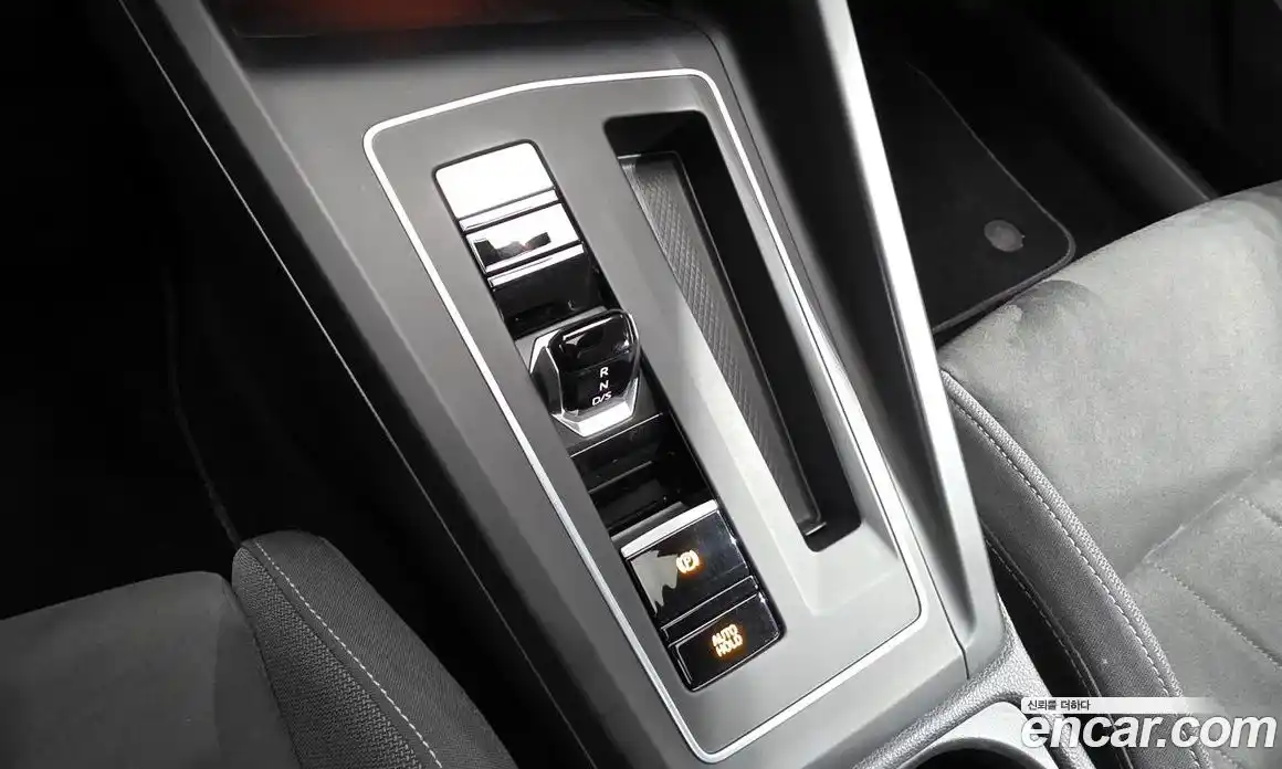 Volkswagen Golf 2022 2.0 Автомат в Москве № 547457, фото 9