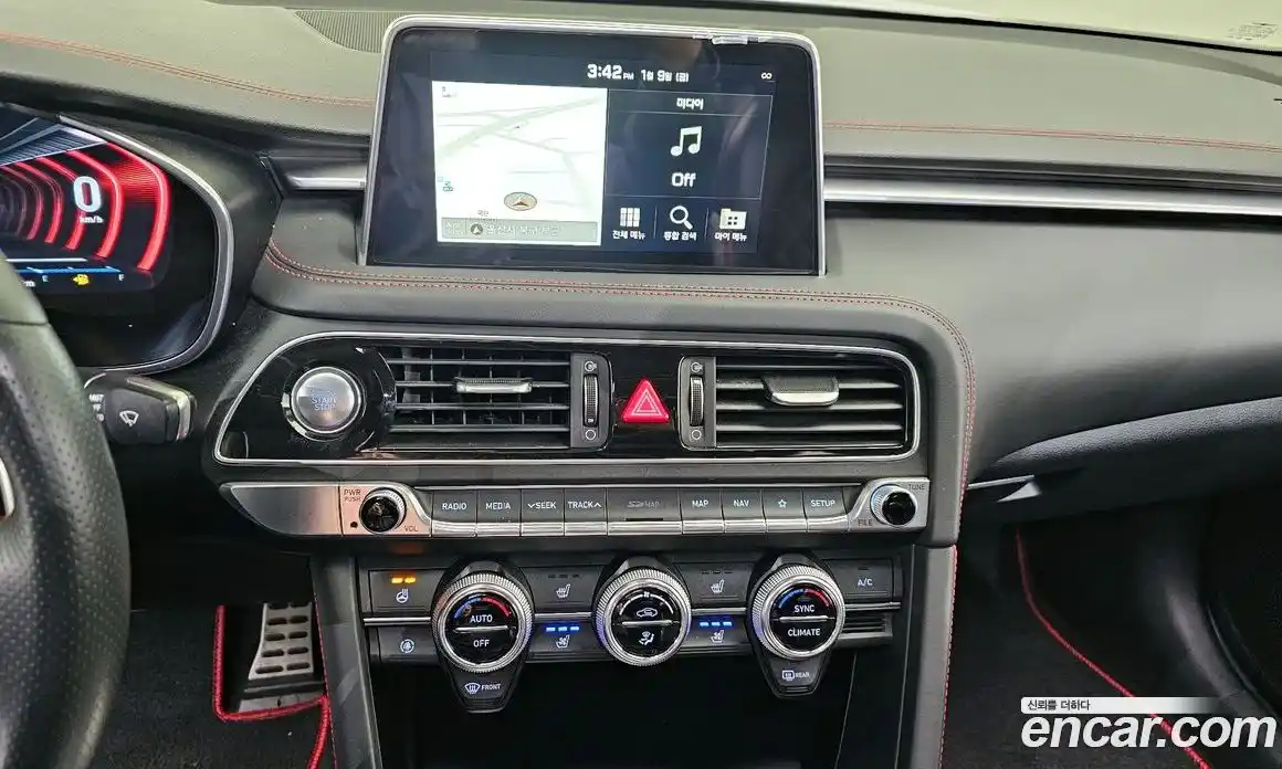 Genesis G70 2019 3.3 Автомат в Москве № 58877, фото 15