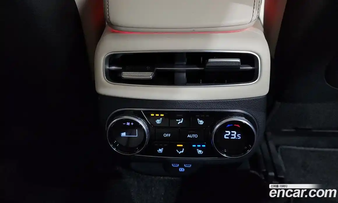 Genesis GV70 2022 2.5 Автомат в Москве № 81786, фото 19