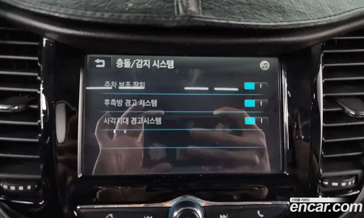 Chevrolet Trax 2017 1.4 Автомат в Москве № 105819, фото 14