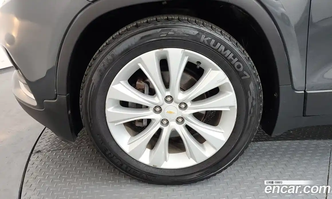 Chevrolet Trax 2017 1.4 Автомат в Москве № 105819, фото 16