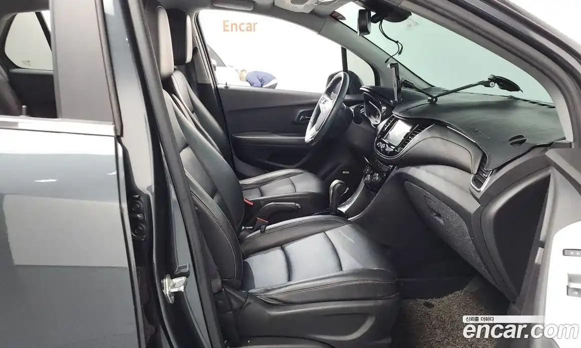 Chevrolet Trax 2017 1.4 Автомат в Москве № 105819, фото 19