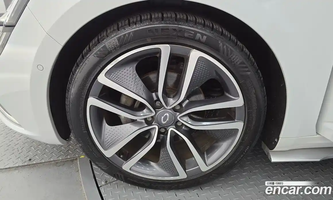 Renault SM6 2016 1.6 Автомат в Москве № 106441, фото 18