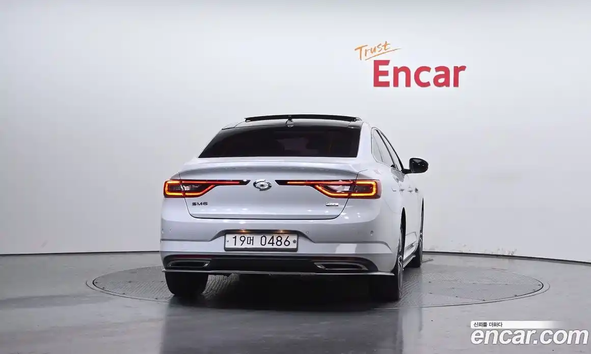 Renault SM6 2016 1.6 Автомат в Москве № 106441, фото 6