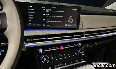 Hyundai Santa Fe 2024 2.5 Автомат в Москве № 107879, миниатюра 7