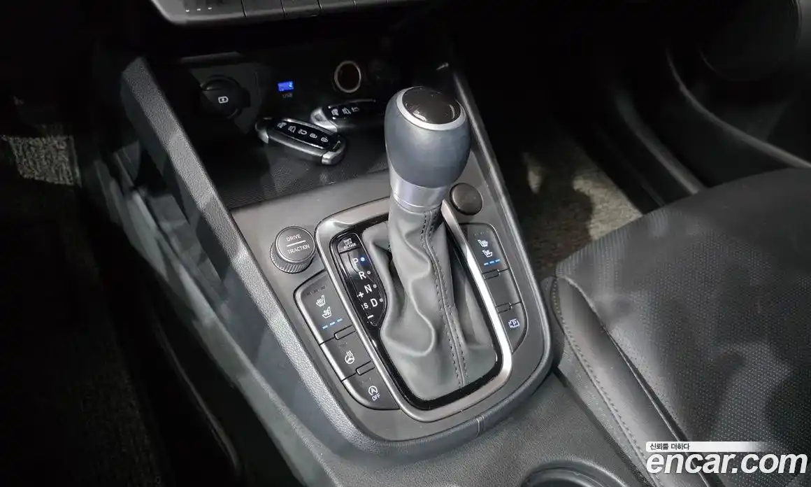 Hyundai Kona 2021 1.6 Автомат в Москве № 10902, фото 9