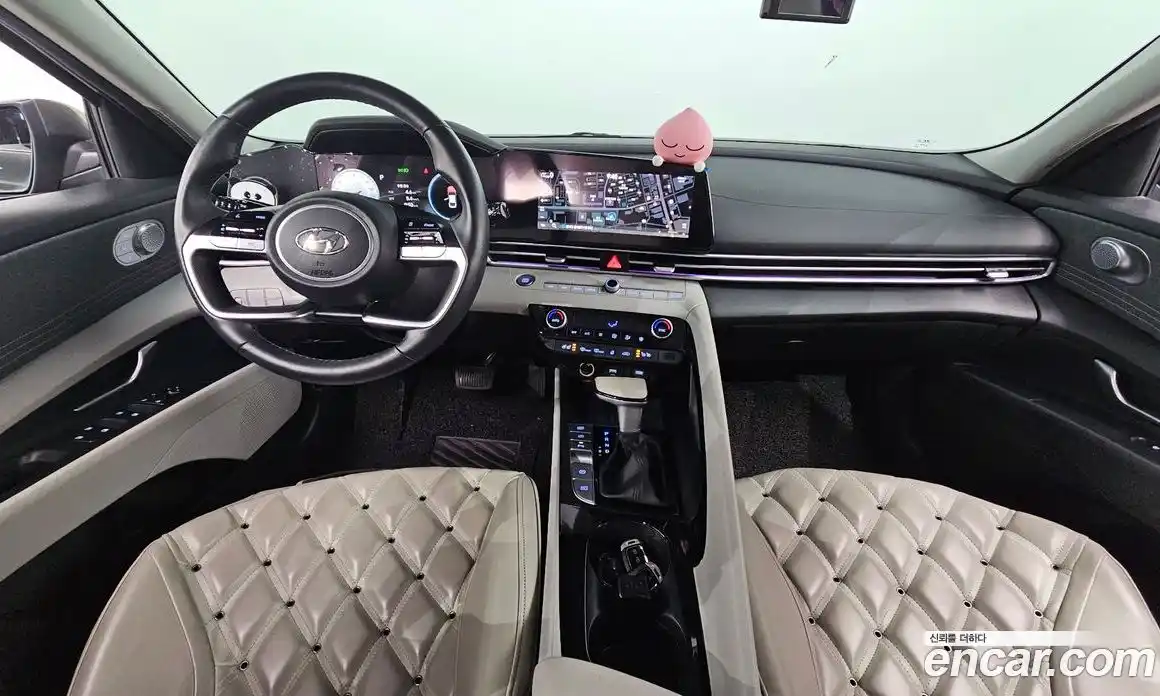 Hyundai Avante 2023 1.6 Автомат в Москве № 110997, фото 7