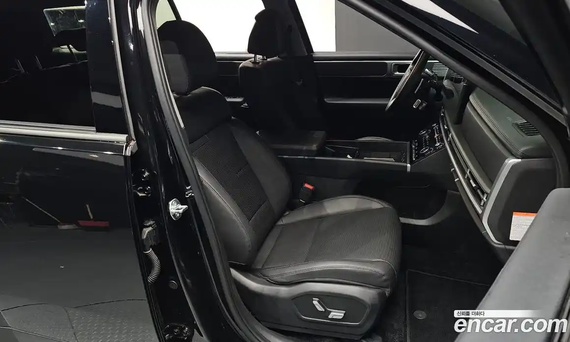 Hyundai Santa Fe 2025 1.6 Автомат в Москве № 112232, фото 10