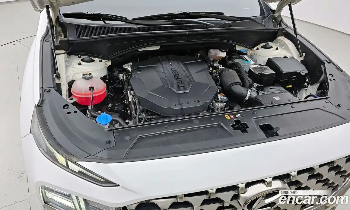 Hyundai Santa Fe 2022 2.2 Автомат в Москве № 113460, фото 16