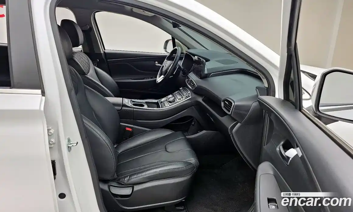 Hyundai Santa Fe 2022 2.2 Автомат в Москве № 113460, фото 17