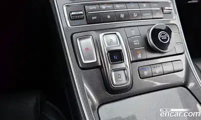 Hyundai Santa Fe 2022 2.2 Автомат в Москве № 113460, миниатюра 2